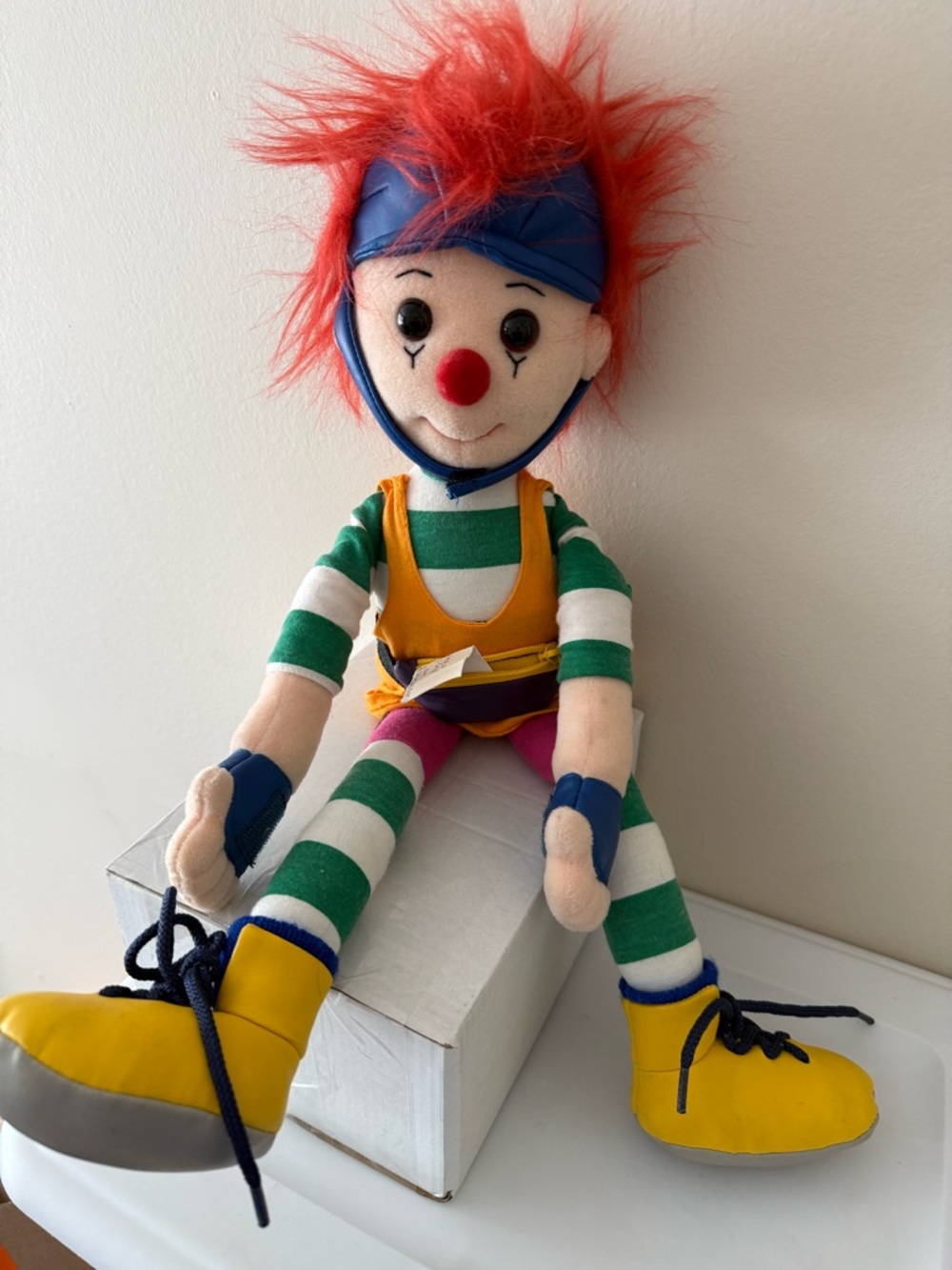 Big comfy couch Major Bedhead plush with letter to Loonette VHTF!!!